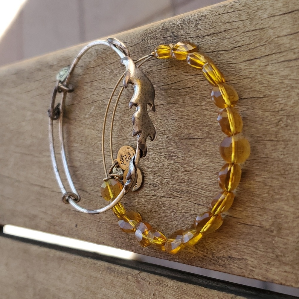 Alex and Ani Jewelry Set of Bracelets Energy Silver Gold Leaf Bead Stackable